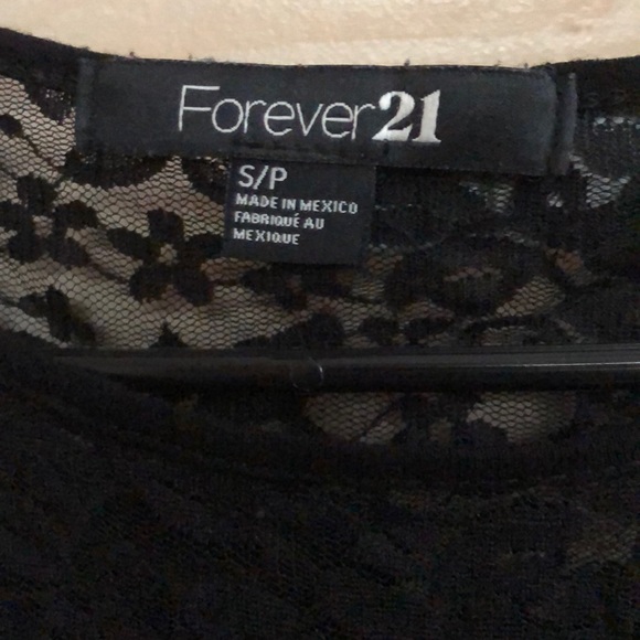 Black cotton and lace shirt - Picture 2 of 3